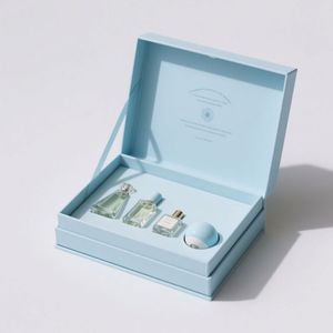 Caja de Regalo de Cartón Rígido con Cierre Magnético y Logotipo Personalizado de Lujo para Set de Cuidado de la Piel, Cosméticos, Perfumes - Product Image 4