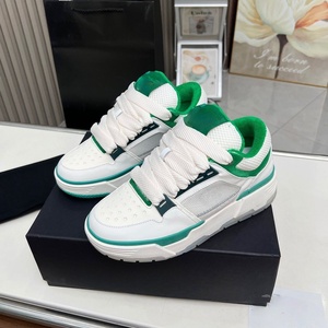 Nouvelles Chaussures Décontractées de Luxe Minimalistes en Maille pour Femme, Inspirées des Créateurs, et Chaussures Chunky Respirantes Noires et Blanches à Lacets pour Homme - Product Image 4
