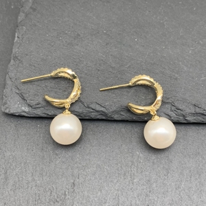 Luxury <strong>High</strong>-<strong>End</strong> Gold Plated Geometric Design Pearl Earrings with Zircon Drops Trendy Fashion <strong>Jewelry</strong> Big Brand Mainly Made Brass - Product Image 1