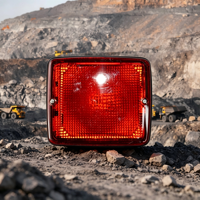 Feu arrière antibrouillard carré rouge durable 12V 18W de qualité industrielle pour camions de génie civil et grues minières Steyr