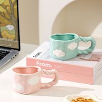 Mug en céramique motif ciel bleu et nuages blancs, résistant aux hautes températures, compatible micro-ondes, pour le bureau, le thé de l'après-midi, élégant, mignon, idéal pour un anniversaire