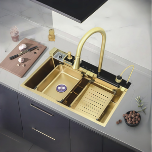 Fregadero de Cocina de Lujo en Acero Inoxidable 304 con Diseño de Panal Dorado en Relieve, Hecho a Mano, con Grifo Inteligente Integrado - Product Image 1
