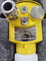 DWEL LSR 80GHz Pemancar Radar Level Non-Kontak Anti-Korosi Paduan Aluminium Sensor Level Air Tangki 4-20mA RS485 0.5%