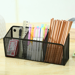 Organisateur de bureau magnétique en métal robuste avec <span class=keywords><strong>3</strong></span> paniers, support à crayons, accessoires pour tableau carré et casier de réfrigérateur - Vente en gros - Product Image 1