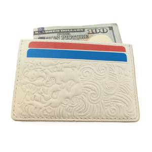 Porte-cartes de crédit gaufré pour femme, porte-cartes <span class=keywords><strong>blanc</strong></span>, portefeuille fin, portefeuille personnalisé en cuir de vachette véritable avec motif lion gaufré pour femme - Product Image 3