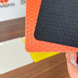 Lámina de Protección para Pisos de Plástico Tipo Panal de Abeja de 3 mm/5 mm con Revestimiento de Fieltro Laminado y Superficie Antideslizante - Product Image 4