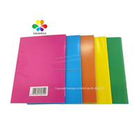 Mon carnet coloré A4 à lignes simples, 140 pages, couverture rigide, pour exercices
