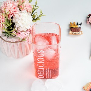 Molde de silicona para cubitos de hielo con forma de corazón, 8 cavidades, reutilizable, para fiestas y uso familiar - Product Image 2