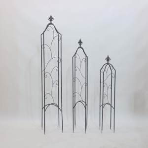 Expanding Metal Garden <strong>Trellis</strong> with <strong>Leaf</strong>-Design Fencing &amp; Gates Supports Plants &amp; Vines - Product Image 1