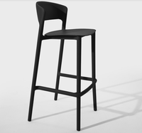 Tabourets de bar modernes en plastique noir et blanc pour cuisine extérieure, hauteur comptoir