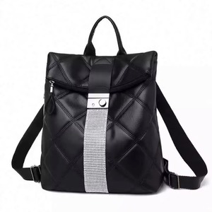 Muestra gratuita de mochila de cuero negra pequeña, linda y coreana de alta calidad para niñas y mujeres de escuelas de negocios. - Product Image 1