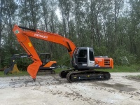 Excavatrice Intermédiaire HITACHI ZX210 à Faible Kilométrage, Machine de Terrassement Originale du Japon, Économie d'Énergie Équilibrée avec Accessoires et Godet