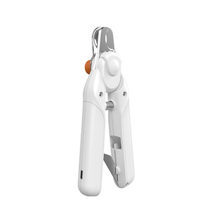 <b>Pet</b> Nail <b>Clippers</b> With Magnifier And Led Light <b>For</b> Cats Claw Care - Product Image 3