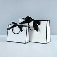 Sacs cadeaux en papier pour bijoux avec ruban imprimé personnalisé, avec nœud, logo personnalisé, sac d'emballage de luxe avec poignée en ruban