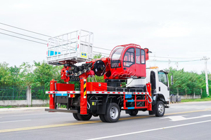 Camión con Plataforma Elevadora Telescópica ISUZU de 31m/33m, Plataforma de Trabajo Aérea de Brazo Recto para Mantenimiento de Alumbrado Público - Product Image 6