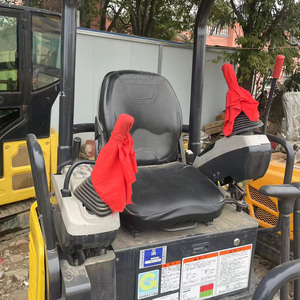 Mini pelleteuse sur chenilles Komatsu PC18MR d'occasion fiable petites machines de construction - Product Image 6