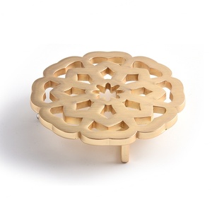 Hebilla de Cinturón de Metal con Diseño Floral Personalizado, Logotipo Creativo Personalizado, Fabricación Popular - Product Image 2