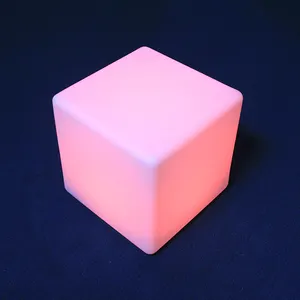 LED RGB En Plastique Cube Pour Table Et Siège Usine Directement LED Cube LED 16 Couleurs Changent La Lumière Cube