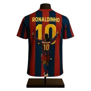 Maillot Rétro AC Milan 2009/10 - Ronaldinho # - Taille M - Occasion Rouge