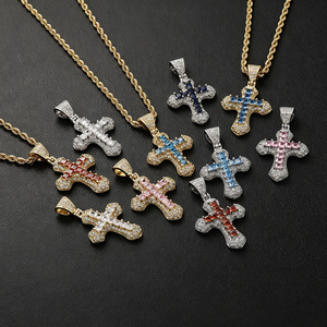 Colar com Pingente de Cruz Crucifixo de Zircônia em Latão Colorido, Colares com Múltiplos Pingentes de Latão Colorido, Corrente de Corda para Uso - Product Image 1