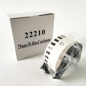 Rollo de papel de etiqueta térmica de envío de texto blanco autoadhesivo para impresora Brother DK2210 DK 22210 con soporte - Product Image 2