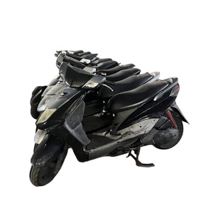 Scooters y Motocicletas de Gasolina Usadas, 4 Tiempos, Refrigeradas por Aire, con Frenos de Disco, Modificadas Yamaha/Kymco/Sym, en Venta SC001, Scooters de Gasolina Usadas de 49cc - Product Image 1