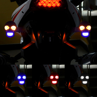 Luz Intermitente LED de 12V para Motocicleta con Diseño de Calavera, Luz de Advertencia LED de Doble Color Blanco y Amarillo, Mini Lámpara de Conducción para Sistema de Iluminación de Moto
