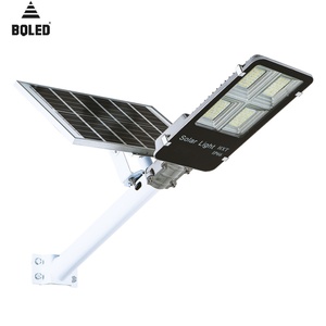 Lampadaires solaires IP65 étanches, économie d'énergie, lampadaire solaire à haut lumen 300w 200W avec poteau court, lumière LED - Product Image 5
