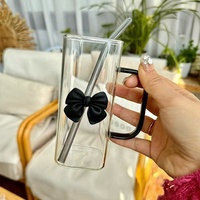 Vente flash : Gobelet à eau carré simple, verre à bière coloré avec nœud, verre à café, verre à lait, gobelet à boire avec poignée et paille pour jus