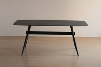 Usine chinoise vend des tables à manger en verre trempé avec pieds en métal de luxe moderne sur mesure à vendre Meubles de salle à manger 4 places