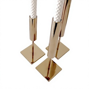 Juego de 3 Portavelas Modernos de Metal Dorado con Fundas Texturizadas para Decoración Elegante de Mesa y Centro de Mesa - Product Image 5