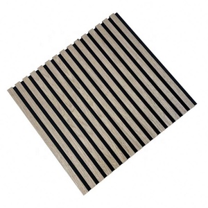 Panneau acoustique en bois à lattes avec finition mélamine, Akupanel, fibre de polyester, dos en feutre noir, utilisation hôtelière, design 3D, NRC 1.0 - Product Image 3