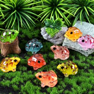 Accessoires en résine grenouille lumineuse les plus vendus, ornements en résine animaux simulés, modèle en résine qui brille dans le noir pour la décoration - Product Image 1