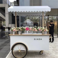 Yicheng Offre Spéciale personnalisé chariot à bonbons chariot de vente chariot d'affichage des aliments chariot avec roues pour les entreprises