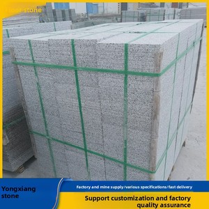 Piastrelle per Esterni in Ceramica Grigio Sesamo Industriale, Fiammata e con Finitura Litchi, per Pavimentazione di Cortili Esterni - Product Image 4