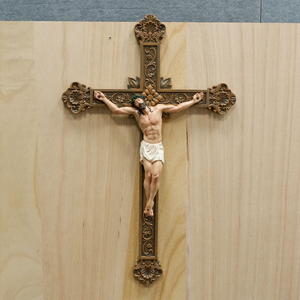 Vente en gros d'usine Statues religieuses catholiques Résine Décoration chrétienne en résine Croix murale Décoration intérieure pour la croix de Jésus - Product Image 5