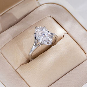 Anillo de diamantes cultivados en laboratorio de oro blanco de 18 quilates Messi Jewelry MSR-2025 para mujer - Product Image 4