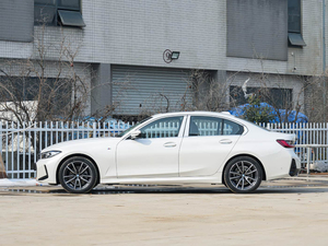 Nouvelles <span class=keywords><strong>BMW</strong></span> Série 3 2026 330i M340i Berline <span class=keywords><strong>2</strong></span>.0T 3.0T Hybride Légère Essence Luxe Conduite à Gauche 5 Places Automatique Véhicule Haute Vitesse BBA - Product Image 4