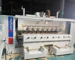 Machine de fraisage verticale à 8 têtes, 5 axes, multi-têtes, refroidie par eau, <span class=keywords><strong>CNC</strong></span>, pour la fabrication de pièces de meubles en bois - Product Image 2