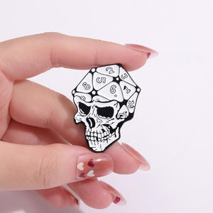 Serie di angelo Horror di Halloween inciso distintivo in metallo eccentrico creativo stile scuro personalità Punk europeo e americano - Product Image 2