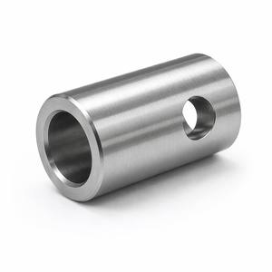 Bague d'espacement creuse en acier inoxydable usinée CNC avec ports latéraux percés transversalement, extrémités chanfreinées, diamètre extérieur, diamètre intérieur et épaisseur personnalisés selon le dessin - Product Image 1