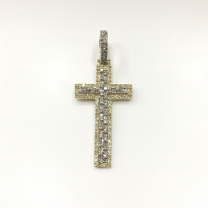 Hermoso Colgante de Cruz con Diamantes Redondos y Baguette, Estilo Hip Hop Cristiano, de Alta Calidad, en Oro Amarillo de 14K, para Fiestas - Product Image 2
