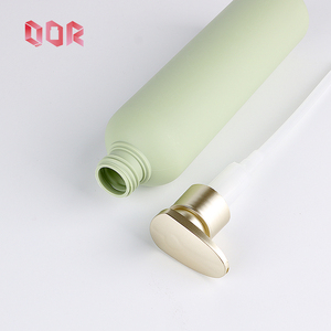 ขวดปั๊มพลาสติก HDPE แบบสัมผัสนุ่ม OEM ความจุ 200 มล. 500 มล. 850 มล. พร้อมงานขัดด้านสำหรับโลชั่นทาผิวและเจลอาบน้ำ - Product Image 6