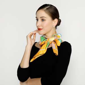 Foulard Quadrato Personalizzato 90x90 in <span class=keywords><strong>Pura</strong></span> <span class=keywords><strong>Seta</strong></span> Satinata 100% 14mm per Donna - Product Image 3