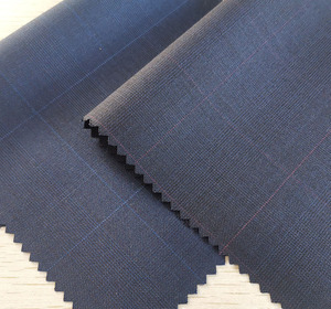 Tissu de costume en laine italienne Tissu de costume en laine polyester Tissu de costume en laine peignée - Product Image 3