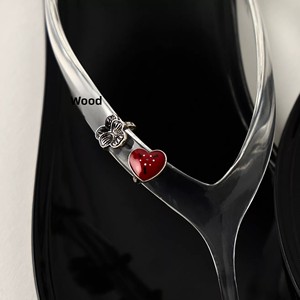 Nuevo Adorno Metálico Vintage <span class=keywords><strong>para</strong></span> Zuecos y Chanclas, con Diseño de Corazón y Flor, de Latón, Elegante y de Moda, <span class=keywords><strong>para</strong></span> Comercio Transfronterizo - Product Image 1