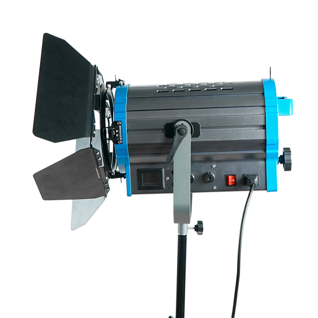 HMI Dysprosium Fresnel Tungsten Spotlight Lamp 200W Adjustable Focal Length True Blue 2800-6800K