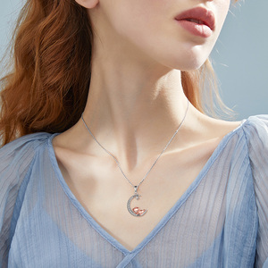 Nuevo diseño 925 plata esterlina dos tonos circón cúbico Luna con estrella cerdo colgante collar - Product Image 1