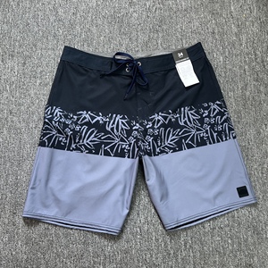 Pantalones Cortos Deportivos Ligeros de Alto Rendimiento para Hombre con Bolsillo con Cremallera para Actividades de Fitness y Playa - Product Image 2