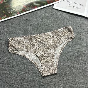 Ropa Interior de Punto Transpirable Invisible de Seda Fría para <span class=keywords><strong>Mujer</strong></span>, Sensación de Segunda Piel, Yoga, Fitness, Efecto Levanta Glúteos, Tanga Ajustada - Product Image 5